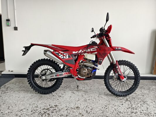 KEWS k28 إصدار R دراجة نارية 4 سكتة Enduro مع محرك 4 سكتات تبرد السائل 300mm التربة وقطار كبير مزدوج القرص