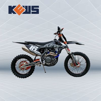 دراجة نارية سوداء 250CC Enduro طراز K16 مع محرك Benelli Twin Cam 120KM / H.