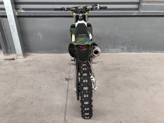 أداء على الطرق الوعرة مع KEWS 176fmn YB300H أربع ضربات Enduro K23