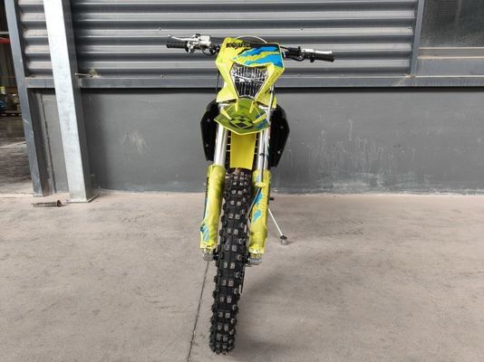 أداء على الطرق الوعرة مع KEWS 176fmn YB300H أربع ضربات Enduro K23