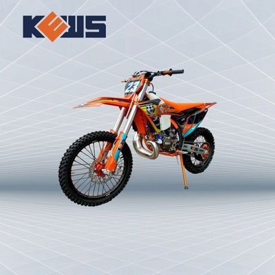 الكربوتر MT250cc اليورو 4 قوة قوية دراجات نارية بطاقة مزدوجة مع تعليق CNC عكسي