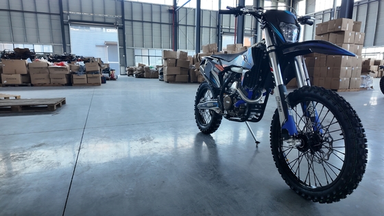 دراجة نارية إندورو KEWS K16 YBS300 سعة 300 سم مكعب بمحرك Loncin YBS300